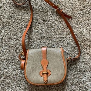 Used Dooney & Bourke Shoulder Bag